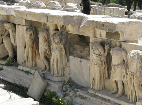 Dionysos Sculptures